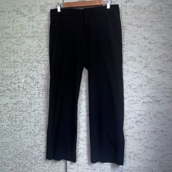 Athleta Women's Black Crop Pants Sz 8 Tab Pant Leg - Picture 1 of 16